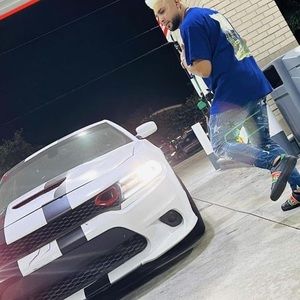 Meet your Posher, Alex